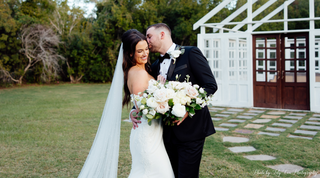 Hoffman Wedding at The Carriage House in Conroe, TX | Beautiful Florals by Bride and Bloom